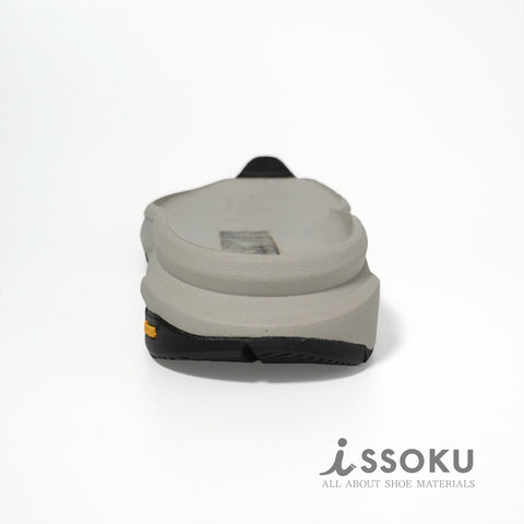 Vibram®︎ #893C【AUGUST】light gray × black
