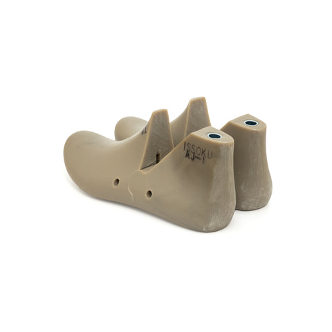 【再入荷】スニーカー木型『AJ-01』中折れタイプ